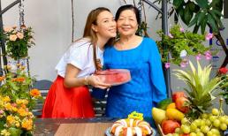 Ca sĩ Mỹ Tâm tổ chức sinh nhật cho mẹ tại Đà Nẵng