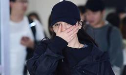 Goo Hara che mặt khóc, vội vàng từ Nhật trở về Hàn nhưng vẫn không kịp viếng Sulli