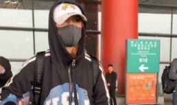 'Én nhỏ' Triệu Vy lộ rõ vẻ mệt mỏi, gây tranh cãi khi cáu giận với người hâm mộ