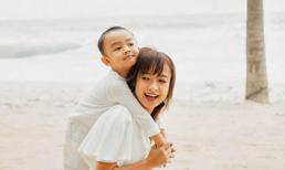 Bộ ảnh ngẫu hứng khi diễn viên Lê Bê La vui đùa cùng con