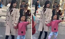 Lý Tiểu Lộ vui vẻ đưa con gái đi chơi nhưng lại bị ném đá bởi chi tiết này