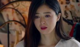 Mẹ chồng giằng tay con trai không cho rửa bát vì 'đàn ông nhà này không cần làm việc bếp núc', không ngờ con trai nói một câu đầy bất ngờ