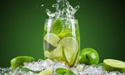 Không muốn 'hạ độc' chính mình thì đừng uống nước chanh theo kiểu này