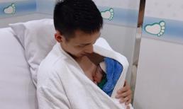Tiền vệ Đỗ Hùng Dũng đón con trai đầu lòng, loạt tuyển thủ Việt lên tiếng chúc mừng