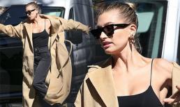 Mặc gợi cảm là thế, vợ Justin Bieber lại suýt ngã trên phố ở Los Angeles vì đôi boots cao gót phản chủ