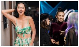 Ngắm loạt bộ cánh sang trọng của MC Huyền Ny tại VIFW 2019, dân tình chắc sẽ thổn thức dài dài