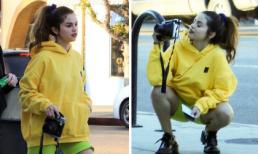 Selena Gomez trẻ như gái 18 khi xuống phố với trang phục nổi bần bật 