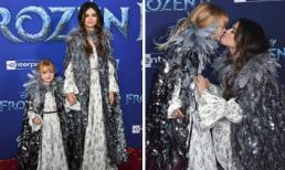 Dễ thương như chị em nhà Selena Gomez: Rủ nhau hóa công chúa lại còn 'khóa môi' ngọt ngào