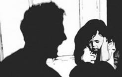 Yêu râu xanh mò vào quán ăn sàm sỡ cháu gái 9 tuổi ở Quảng Ninh