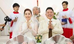 Toàn cảnh lễ rước dâu của Bảo Thy: Cô dâu chú rể hoàn tất thủ tục làm lễ tại nhà thờ, ra về trong sự che chắn kĩ càng của đội ngũ an ninh