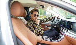 Ca sĩ Nguyên Vũ nhận xế hộp mới ngay tại phim trường