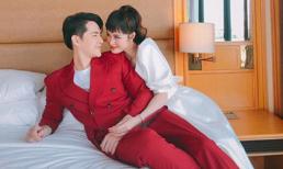 Hậu đám cưới, Đông Nhi trêu chồng là 'chàng tiên cá' vì cách tạo dáng cực bá đạo