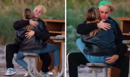 Justin Bieber ôm ấp vợ ở tư thế nhạy cảm, dân tình được phen đỏ con mắt 