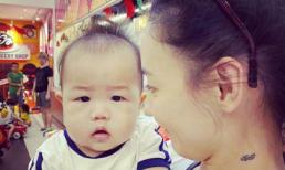 Trương Bá Chi đăng ảnh trực diện con trai thứ 3, gián tiếp đáp trả tin đồn cha bé là người ngoại quốc 