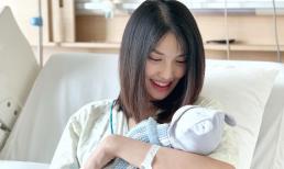 Lan Khuê lần đầu khoe ảnh trên giường sinh vẫn đẹp nao lòng