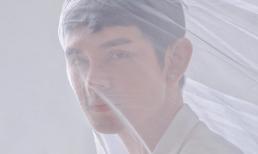 Sau khi trở lại với kiểu tóc lạ lẫm, Sơn Ngọc Minh xác nhận chia tay bạn trai