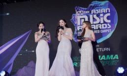 Mỹ nhân Tân Cương Cổ Lực Na Trát nói tiếng Anh thảm họa tới mức thua cả học sinh tiểu học