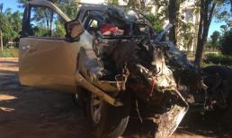 Xe bán tải nát bét sau tai nạn thảm khốc, 6 người thương vong ở Gia Lai