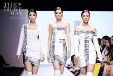 Cư dân mạng phát hiện ảnh hiếm hoi Top 3 Hoa hậu Hoàn vũ Việt Nam 2019 đã đứng chung khung hình từ khá lâu