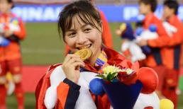 'Hot girl sân cỏ' Hoàng Thị Loan: 'Em chưa có người yêu'