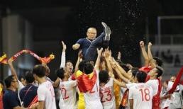 Thầy Park: 'Tôi tự hào về các bạn, các bạn cứ vui hết mình đi nhưng đừng gây chuyện nhé!'