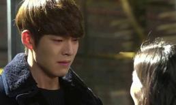 Trong phòng thờ các con, vợ tôi đã thổ lộ hết bí mật giấu diếm bấy lâu nay khiến tôi thấy chán ghét cô ta mỗi ngày