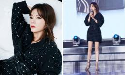 Vừa bị chê nhan sắc lão hóa, 'Én nhỏ' Triệu Vy liền tái xuất khoe trọn đôi chân thon 