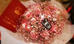 Rich kid Trung Quốc dùng BMW và sổ đỏ nhà cầu hôn bạn trai