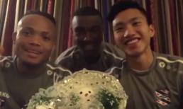 Đoàn Văn Hậu chúc mừng Giáng sinh cùng đồng đội ở SC Heerenveen