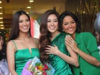 Bất chấp hình tượng hoa hậu quốc dân, H'hen Niê và Khánh Vân quẩy 'Bống Bống Bang Bang' cực sung