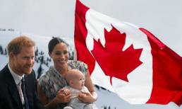 Bị gia đình Hoàng gia thúc giục về Anh nhưng vợ chồng Meghan vẫn ở lì tại Canada còn lưu lại nơi xa xỉ