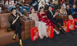 Dự sự kiện chung, Hoàng Thuỳ Linh và Gil Lê quyết giữ khoảng cách nhưng vẫn lộ chủ quyền của nhau