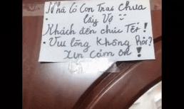 Cám cảnh con trai ế vợ, bà mẹ làm tấm biển thông báo dán trước cửa ngày Tết vô cùng bá đạo