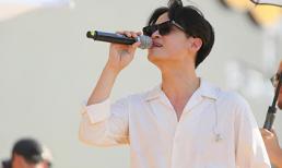 Phát ngất với ảnh chụp lén như tôn hết vẻ 'soái ca' của Hà Anh Tuấn