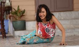 Tranh thủ giúp vợ việc nhà, chồng phát hiện sự thật động trời