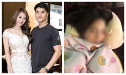 Đăng ảnh cô gái này ngủ do chính Lâm Vinh Hải chụp nhưng Linh Chi lại vui vẻ khen 'ngủ như thiên thần'