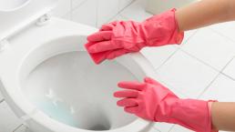 3 mẹo hay giúp tẩy sạch hoàn toàn các vết bẩn ố vàng trong phòng tắm