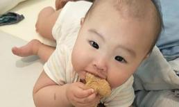 Làm thế nào để cho bé có một hình dạng đầu đẹp? 4 cách nhỏ để định hình lại hình dạng đầu hoàn hảo của bé
