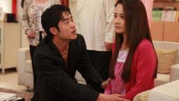 Chồng ngoại tình về ôm chân vợ khai thật: 'Cô ta có thai rồi', vợ thản nhiên cười: 'Sai thì sửa, chửa thì đẻ'