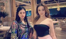 Chụp ảnh bên cạnh em gái xinh đẹp, Huyền Baby không lấn át về nhan sắc nhưng thu hút hơn vì quá nóng bỏng