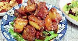 Khi làm sườn heo om, nếu muốn thịt mềm và giòn, hãy chú ý đến 'chi tiết' này khi chiên