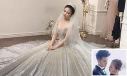 Dương Hoàng  Yến đăng ảnh mặc váy cưới, loạt sao Việt gửi lời chúc  mừng