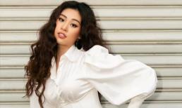 Hoa hậu Khánh Vân ghi điểm với đôi chân thon dài 'mướt mắt' qua loạt ảnh mới