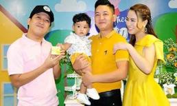 Trường Giang diện đồ đơn giản nhưng lộ vẻ phát tướng trong tiệc thôi nôi con của Thành Đạt