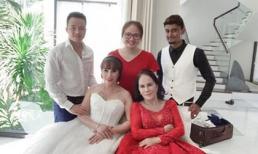 Hậu nâng mũi, 'cô dâu 62 tuổi' tự tin chụp hình cưới cùng cặp 'cô dâu 65 tuổi' ở Đà Nẵng