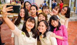 Hôn thê của Công Phượng rạng rỡ trong đám hỏi