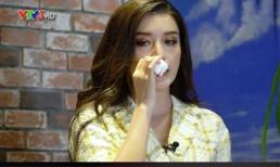 Á hậu Huyền My bất ngờ bật khóc trên sóng truyền hình