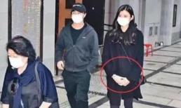 'Nữ hoàng nội y' xứ Trung mang bầu lần 2, ông xã thiếu gia giàu nhất Macau đang bận bịu với cuộc chiến tranh giành gia sản?