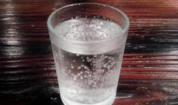 Kiểm tra tâm lý: Bạn nghĩ loại nước nào là sạch? Xem EQ của bạn cao đến mức nào, siêu chính xác!