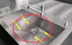 Đừng sử dụng bồn rửa truyền thống trong bếp, rất khó để làm sạch và sử dụng, bây giờ phổ biến lắp đặt nó như thế này!